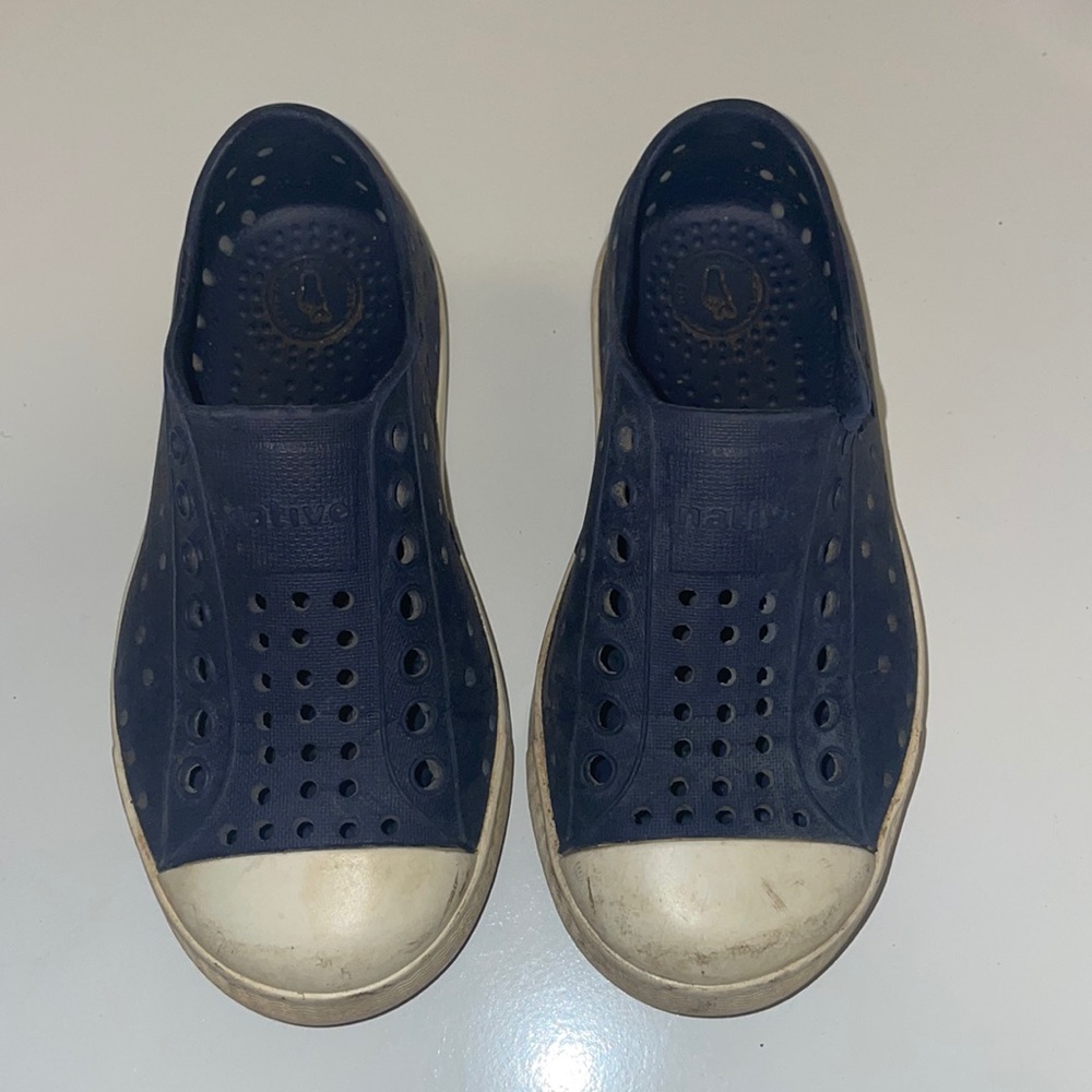 Navy blue native shoes